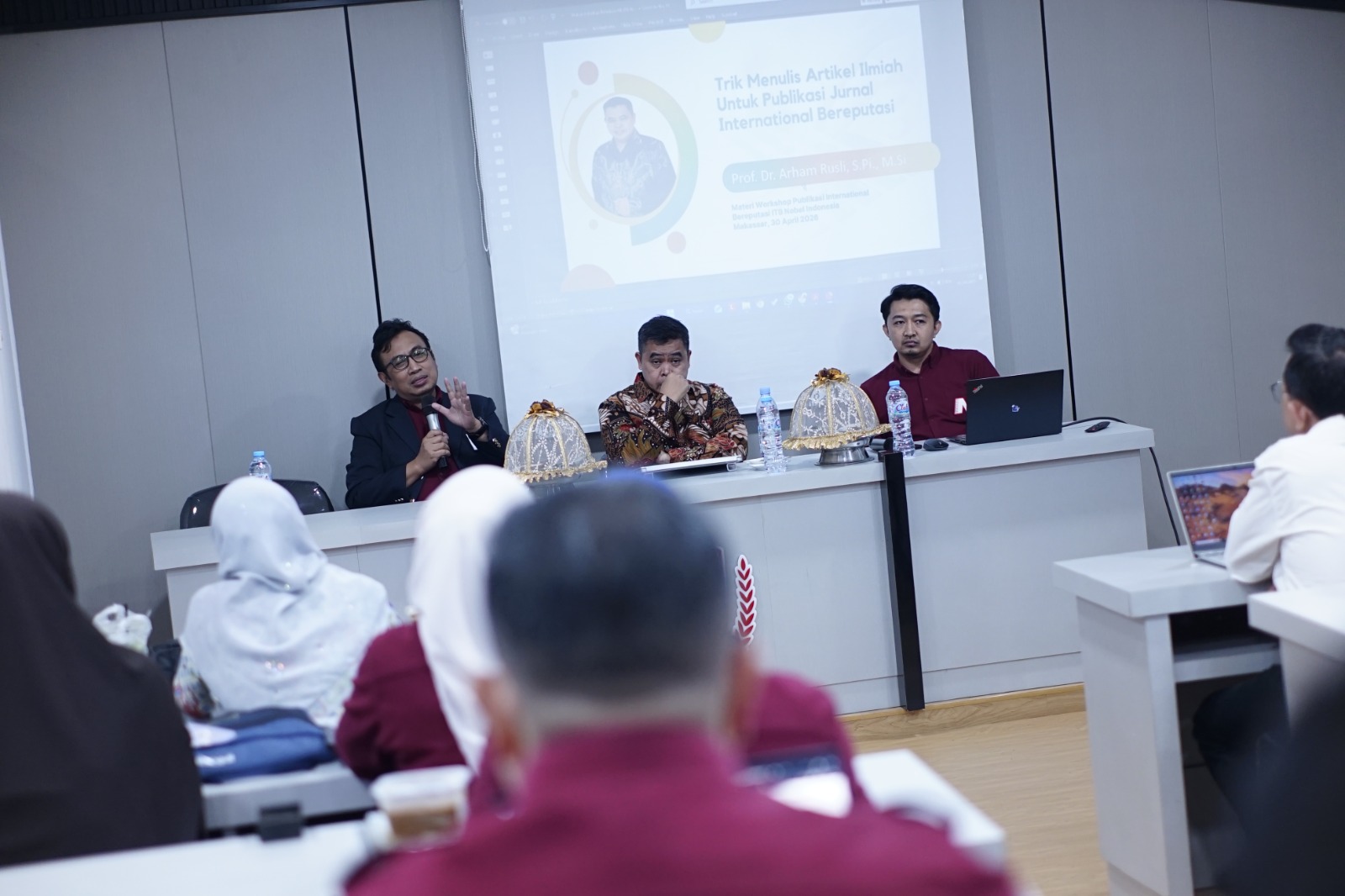 Rektor ITB Nobel Indonesia Sorot Tantangan Perguruan Tinggi dalam Workshop Publikasi